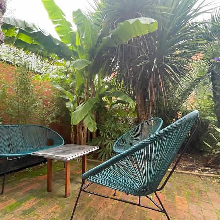 La Petite Maison Dans La Jungle Chartres-de-Bretagne Buitenkant foto