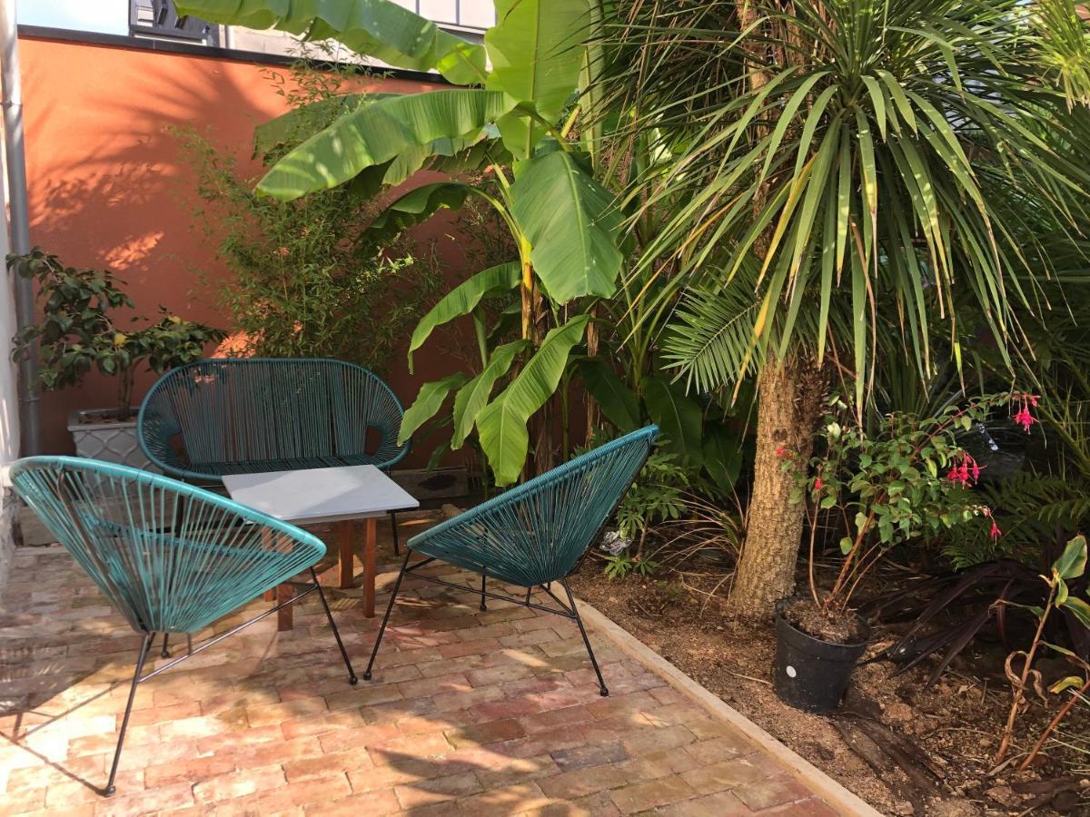 La Petite Maison Dans La Jungle Chartres-de-Bretagne Buitenkant foto